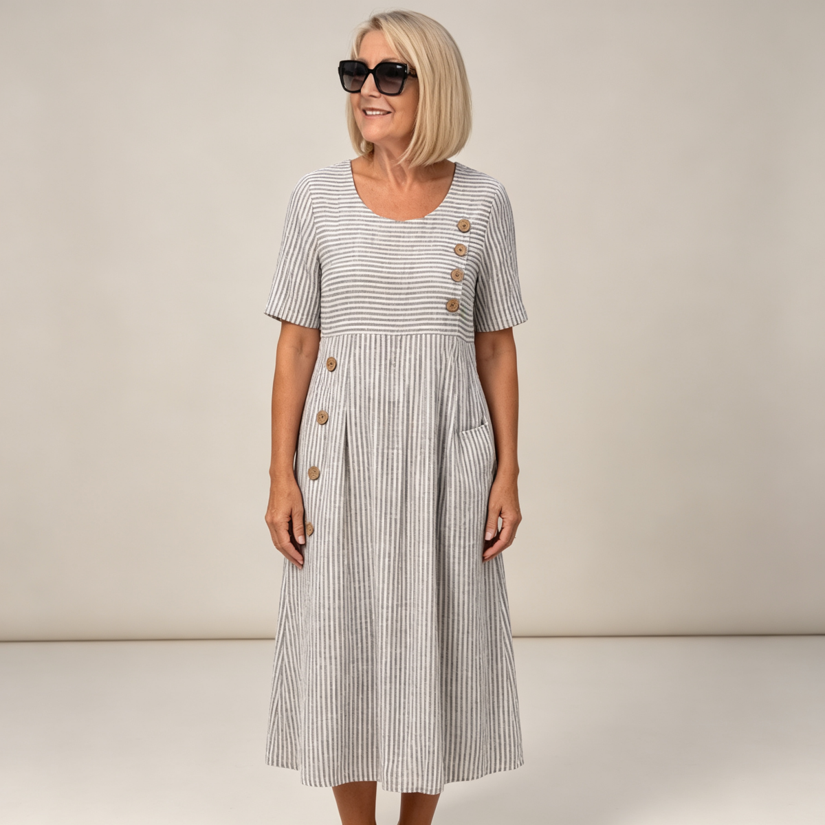 👗🏕️【S-3XL】Lekka i zwiewna sukienka midi w paski