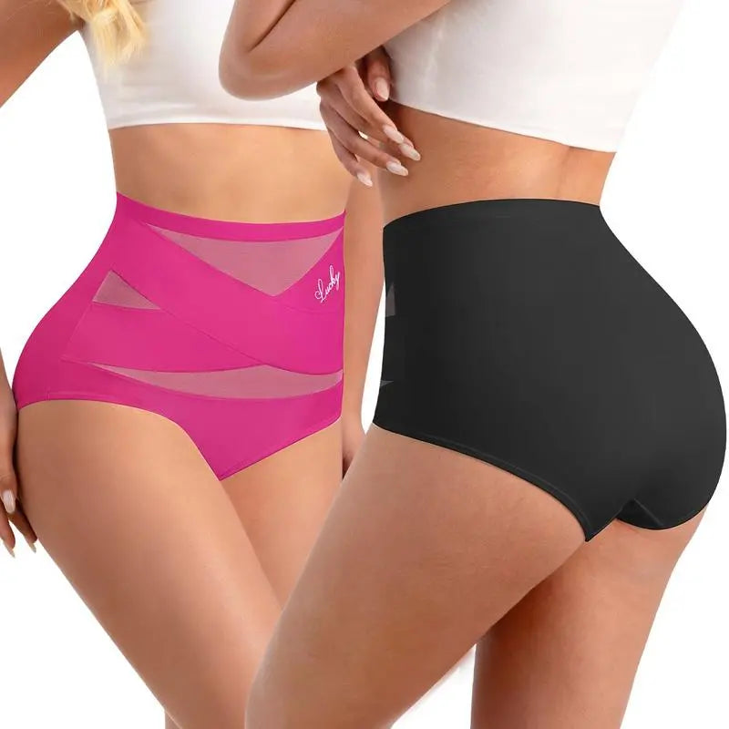 XS-3XL🔥 3 kus 630 Kč 🌸 Poslední den této speciální nabídky! 🎁 Kalhotky s vysokým pasem ve větších velikostech, se zkříženým designem a efektem zpevnění bříška.