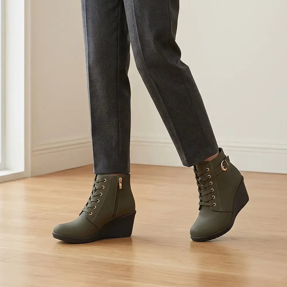 【35-42】👢 Dámské zimní kotníkové boty na klínku: stylová a stabilní volba do chladných dnů.