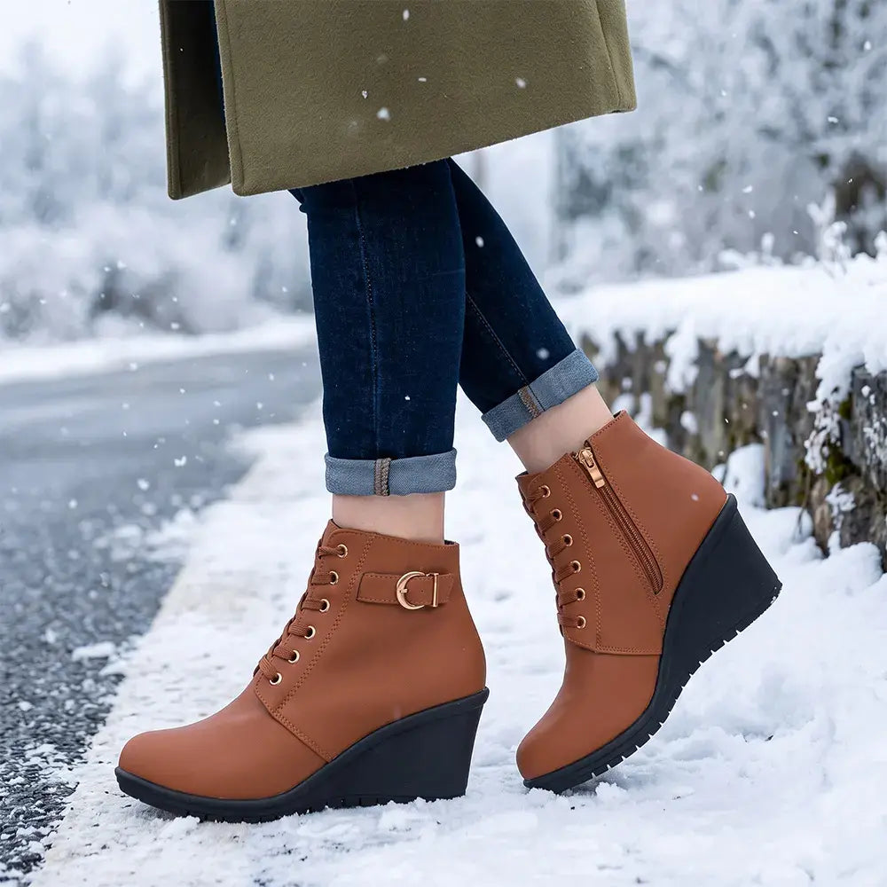 【35-42】👢 Dámské zimní kotníkové boty na klínku: stylová a stabilní volba do chladných dnů.